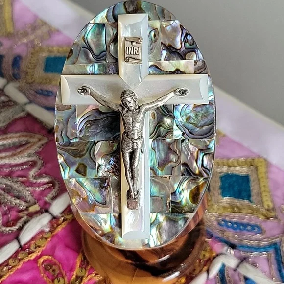 Jesus On Cross With Abalone Background. Made In Holy Land. 4" Tall 2"Wide. - Picture 4 of 4